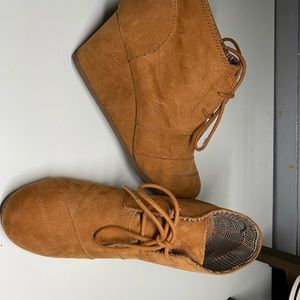 Women’s Wedge Heels